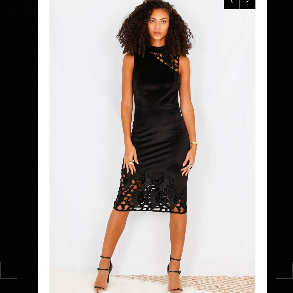 NEW Alice + Olivia Velvet Kiana Midi Dress Black